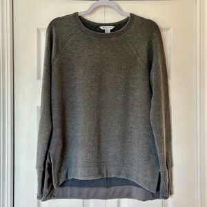 Athleta Sweatshirt Women’s Medium Crewneck Casual Athleisure Comfy Lounge Wear